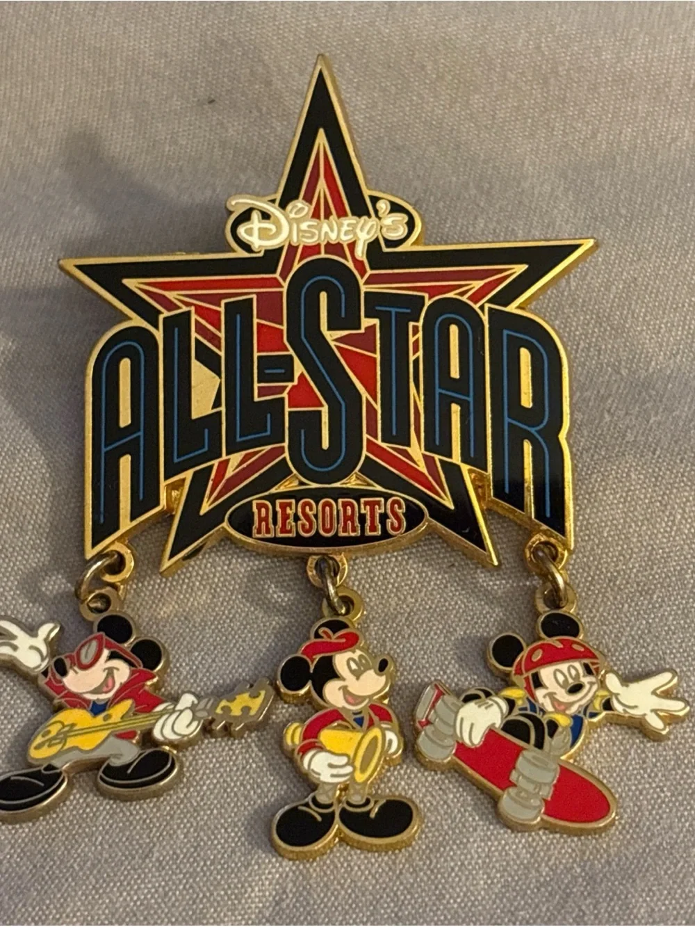Mickey Mouse All Star Resort 2008 Dangle Disney Pin